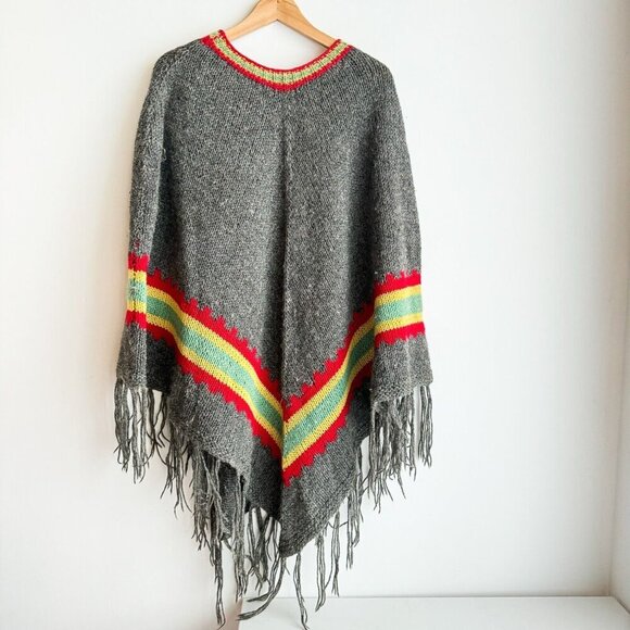 Vintage Wool Handknit Fringe Hem Poncho OS - Picture 1 of 4
